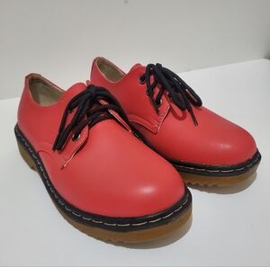 Women's Coral Lace-Up Platform Boots with Black Laces